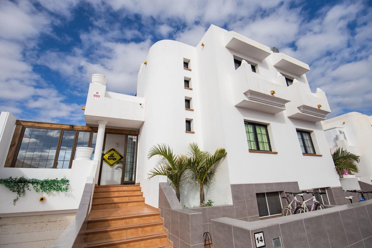 Hotel Surf Riders Fuerteventura Corralejo Exterior foto